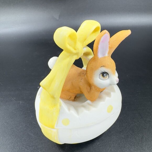 Porcelain Easter Trinket Box Painted Bunny on Easter Egg Trinket Dish Box Lego - Picture 5 of 14
